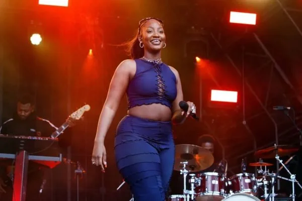 Tems Opens Up About Being Booed Off Stage Early in Career: A Story of Resilience and Authenticity