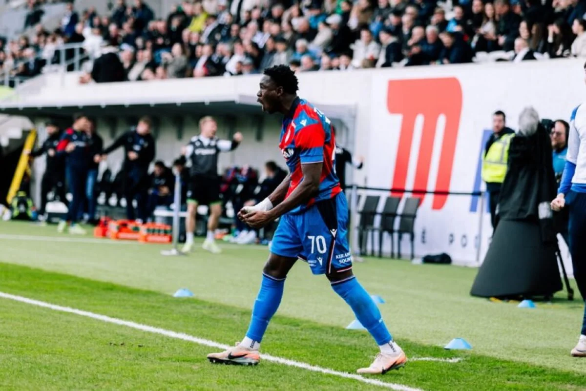 Salim Fago Lawal Scores as Viktoria Plzeň End Winless Run with Victory Over Hradec Králové