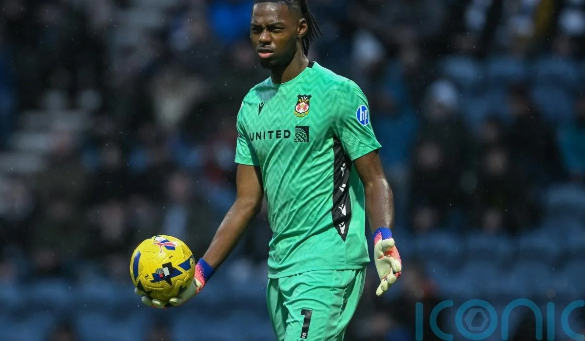 Phil Parkinson Praises Arthur Okonkwo After Heroic Display in Wrexham’s Win Over Swansea