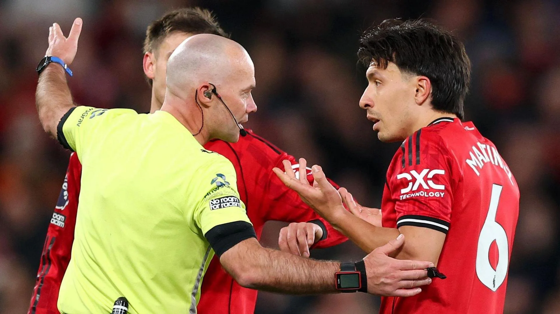  Calvert-Lewin Speaks on Martinez Red Card as Leeds Edge Man United