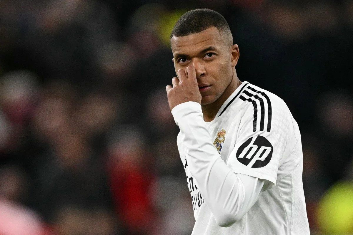 Mbappé Faces Suspension Risk Ahead of 100th Real Madrid Appearance