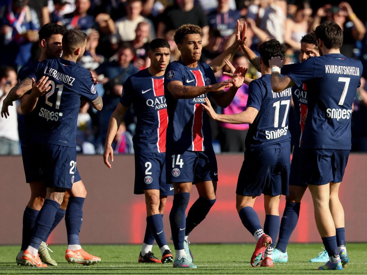 UEFA Names PSG Quartet, Arsenal and Bayern Stars in Champions League Team of the Week