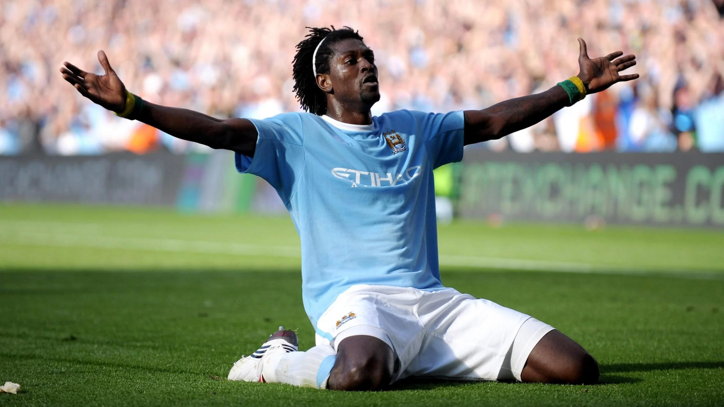  Adebayor Backs Manchester City for Title Glory Despite Arsenal’s Strong Challenge