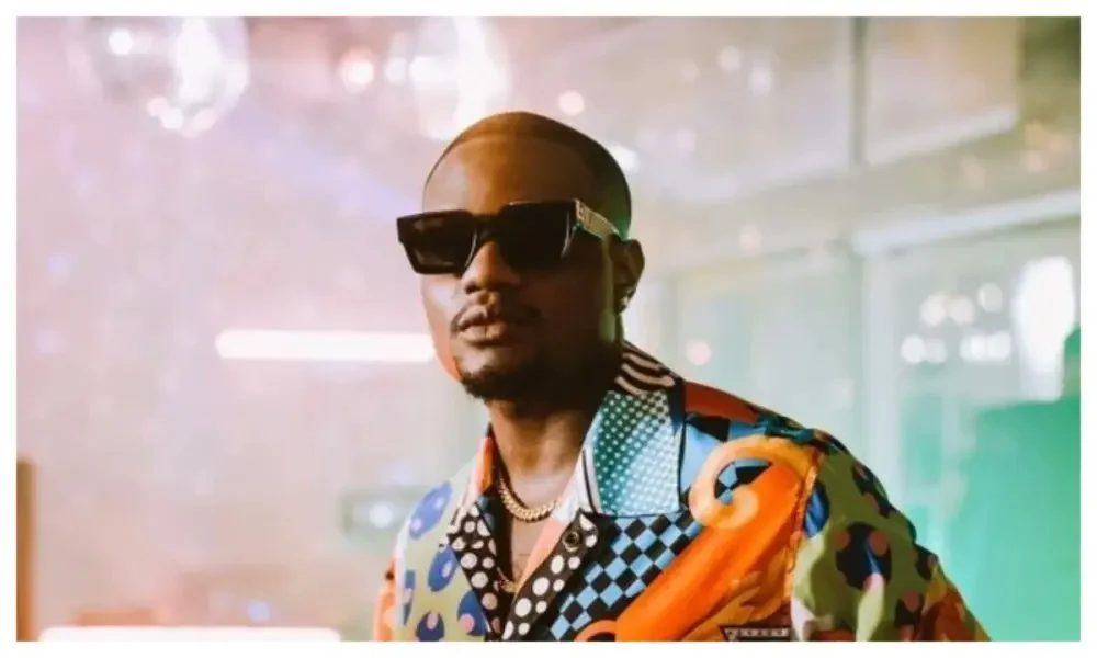 DJ Tunez Sparks Controversy After Calling Burna Boy’s Music “Rubbish” During London Performance