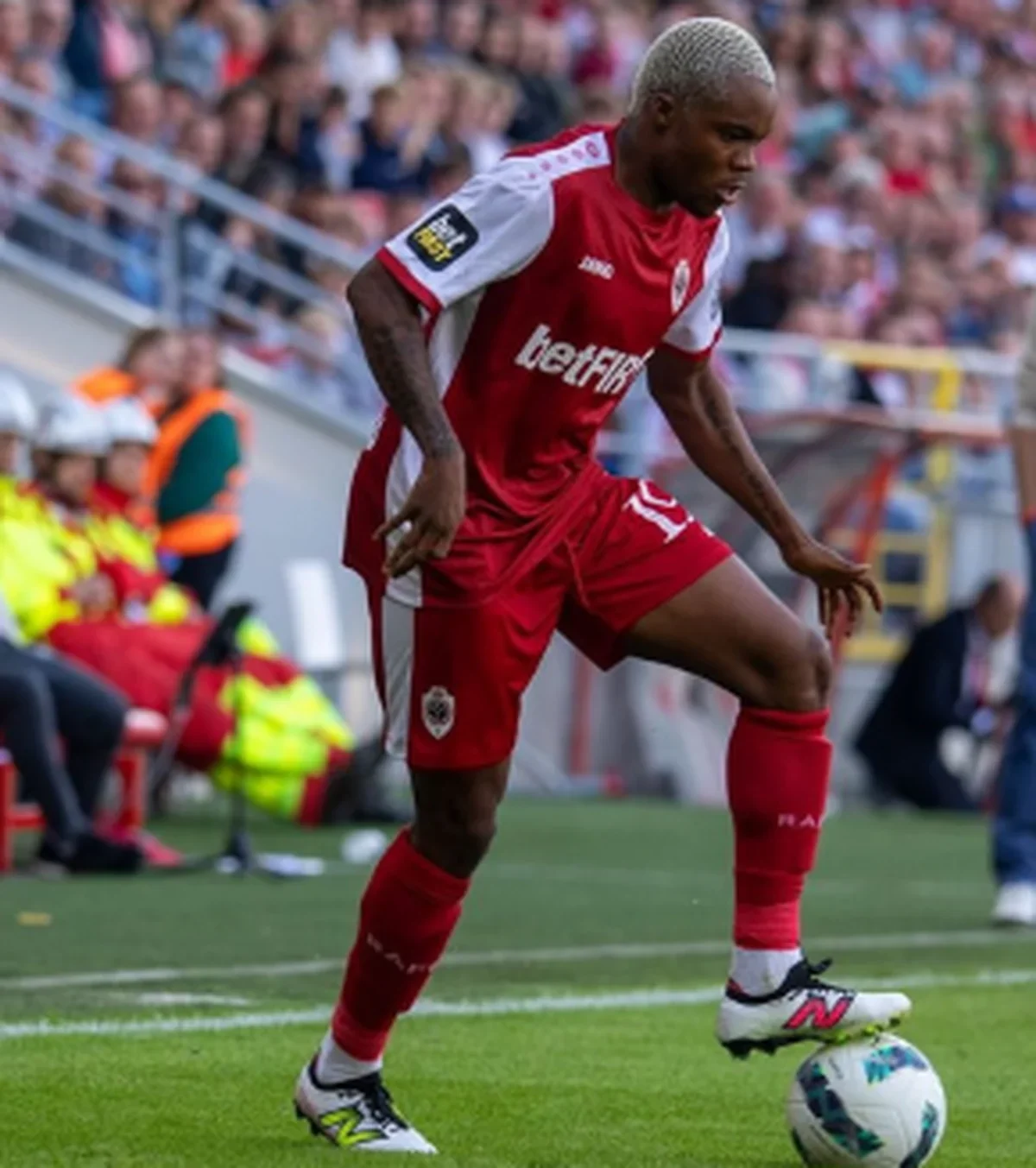 “It Just Clicked” — Belgian-Ghanaian Midfielder Pays Emotional Tribute to Late Victor Udoh