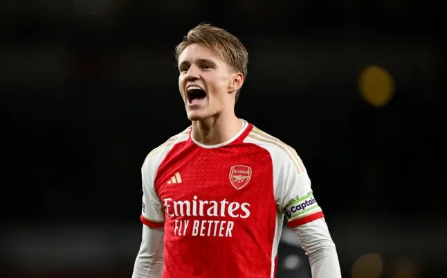 Paul Merson Claims Arsenal Could Consider Selling Martin Ødegaard, Calls Idea ‘Madness’