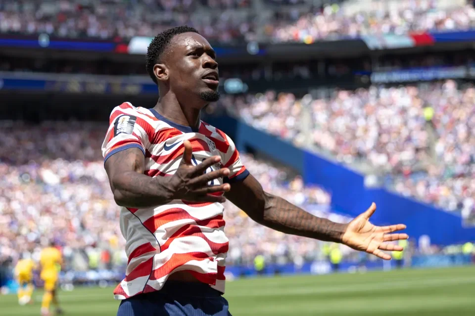 Six Premier League Clubs Eye £43m Move for Folarin Balogun as Striker’s Future Sparks Transfer Battle