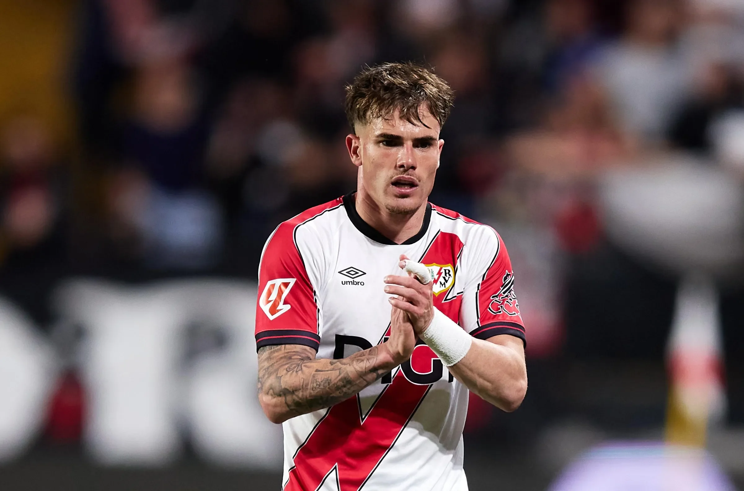 Chelsea Begin Talks For Rayo Vallecano Defender Pep Chavarria After Cucurella Exit