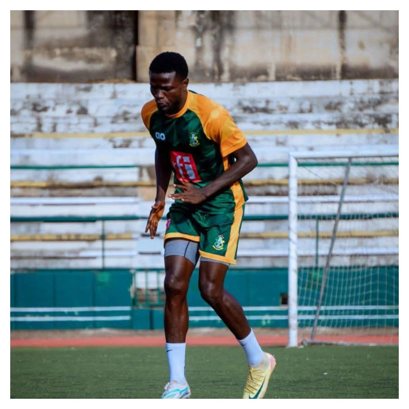 Shooting Stars Sign Midfielder Olakunle Akala from Kano Pillars
