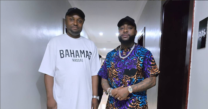 Israel DMW Gives Davido Hero’s Welcome at Airport, Fans Applaud Their Enduring Friendship