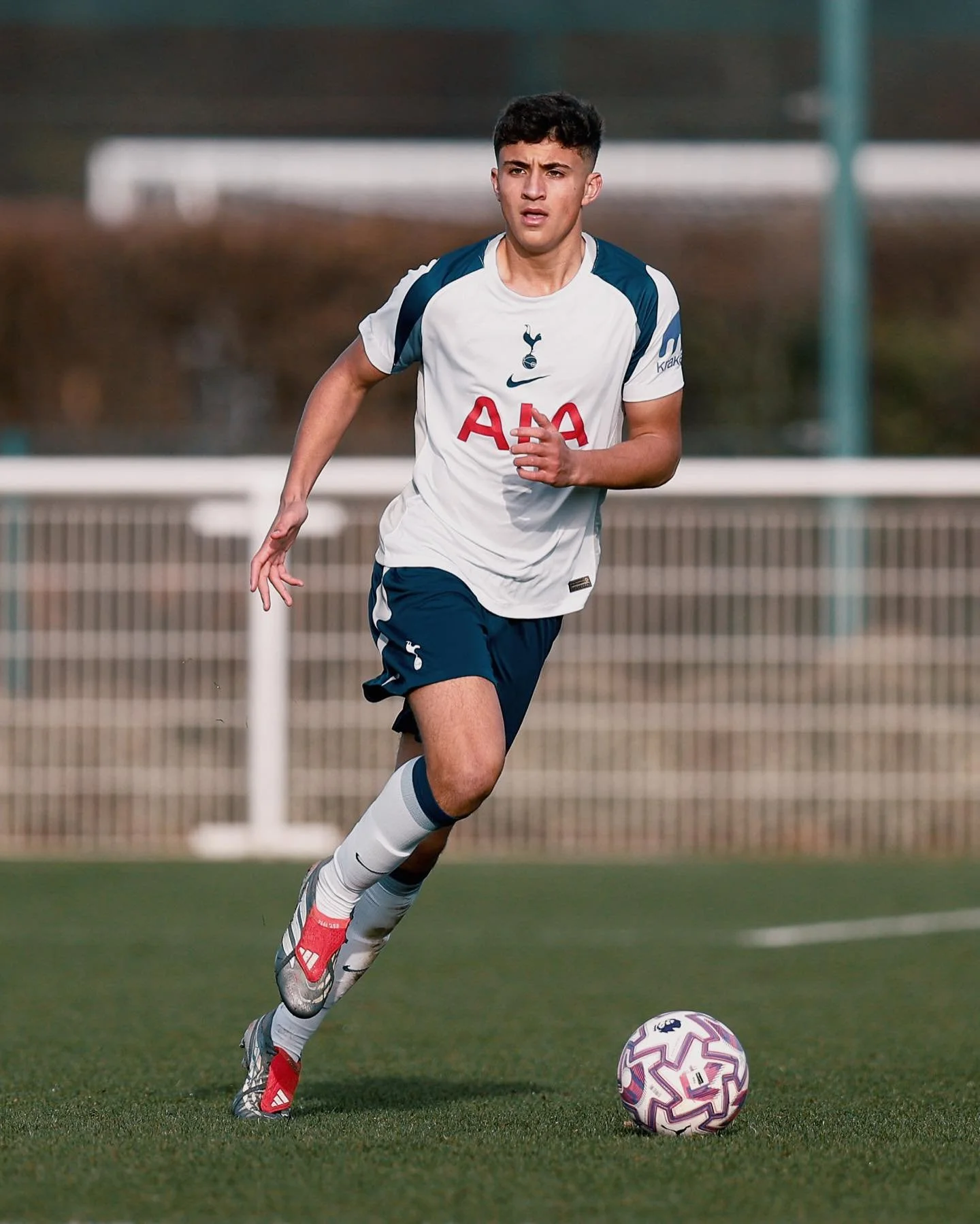Arsenal Confirm Elijah Upson Signing After Defender Rejects Tottenham Contract