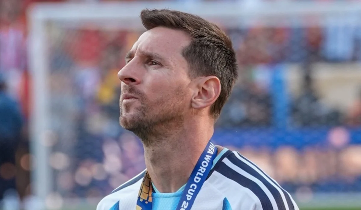 Scaloni Breaks Silence on Messi and Emiliano Martinez's Argentina Future After World Cup Final Defeat