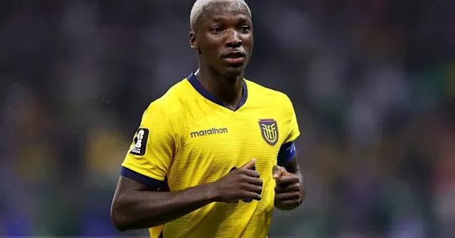 Xabi Alonso Hails Moises Caicedo as One of the World’s Best Defensive Midfielders