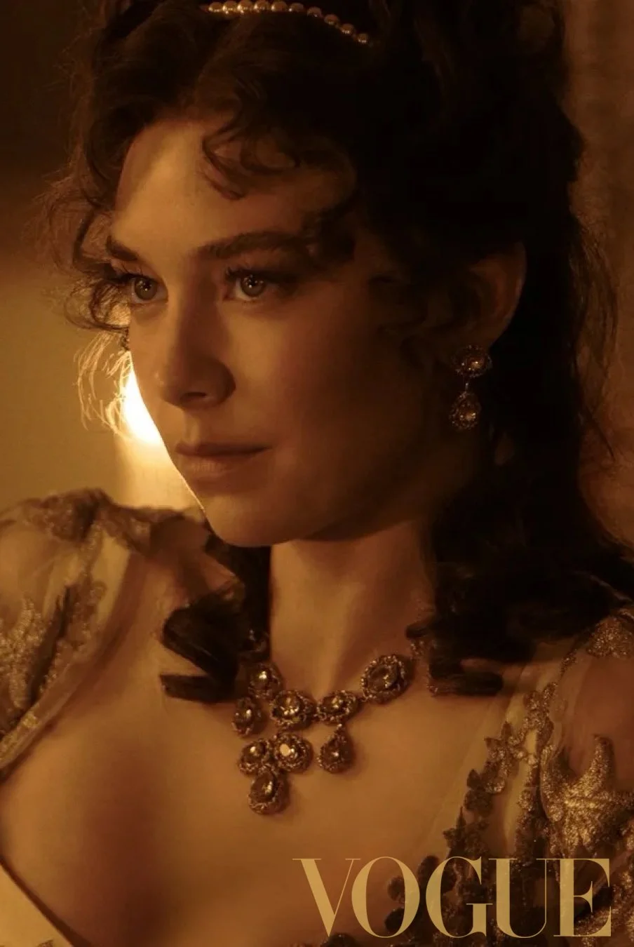  Feature article in “Vogue” Vanessa Kirby on playing Joséphine de Beauharnais in Director Ridley Scott’s epic “Napoleon”.    Photo by Aidan Monaghan 📸    #Ridleyscott #JoaquinPhoenix #VanessaKirby #napoleon #stillphotographer #poster #posterphotogra