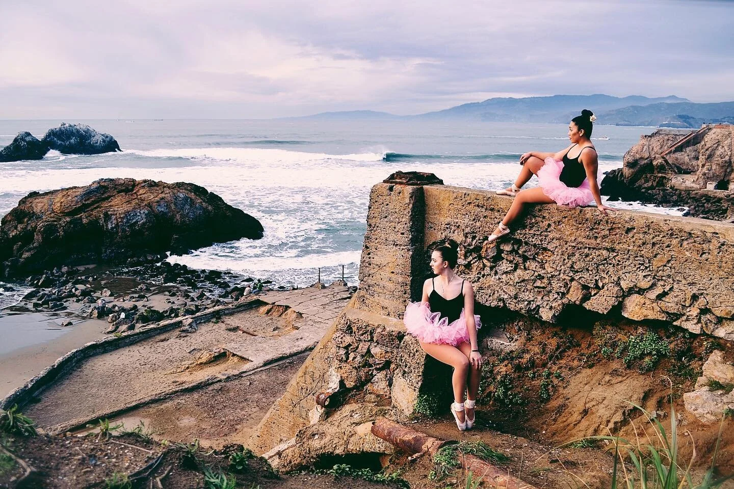 Normalize reposting original content, I&rsquo;ll go first 🥰 &ldquo;Waves + Pli&eacute;s&rdquo; was my first creative concept shoot I styled, directed, shot &amp; edited start to finish. No lighting, reflectors, diffusers or flash, no permits, no ext