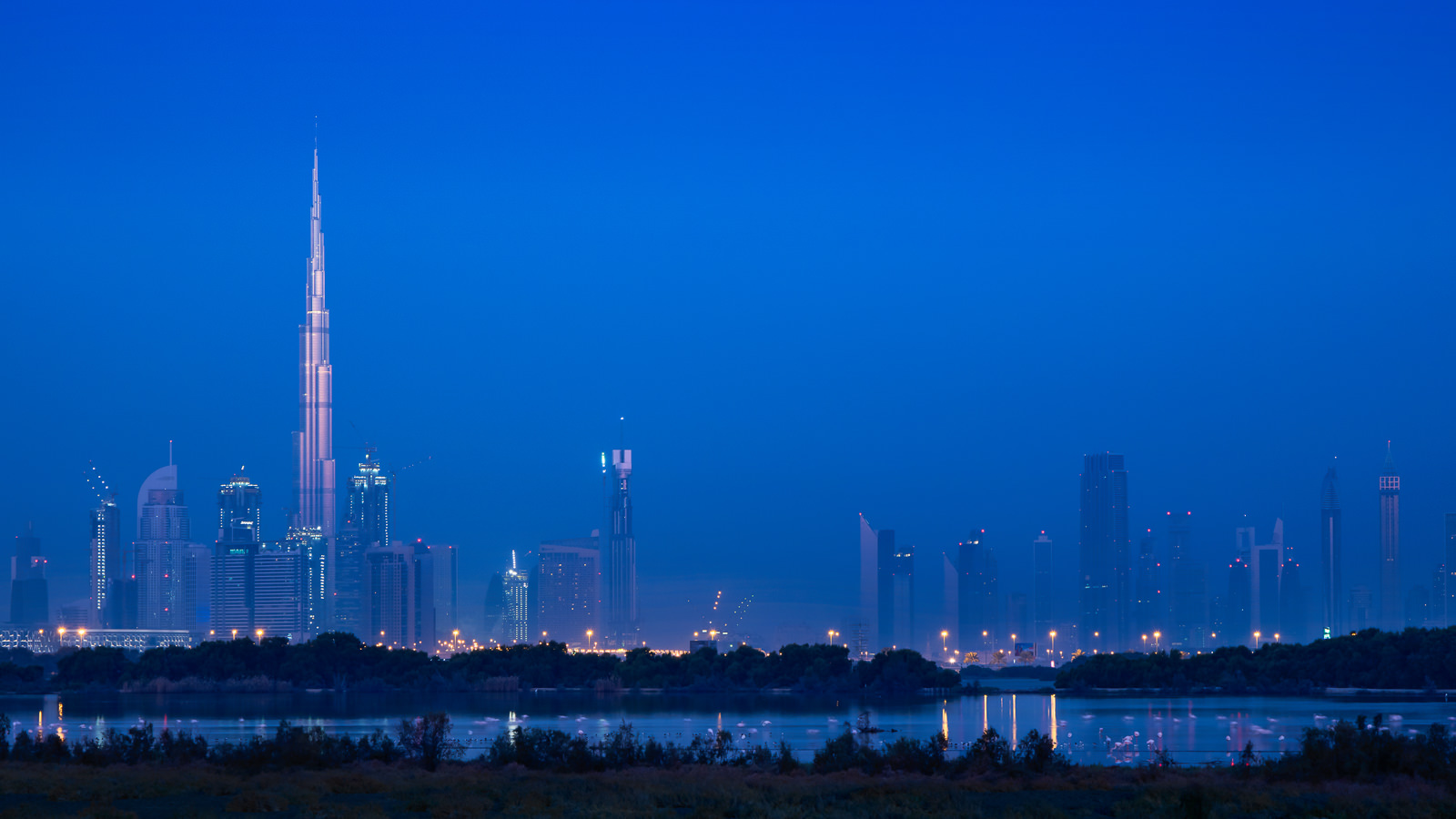 Burj Khalifa, Dubai - Skidmore, Owings and Merrill
