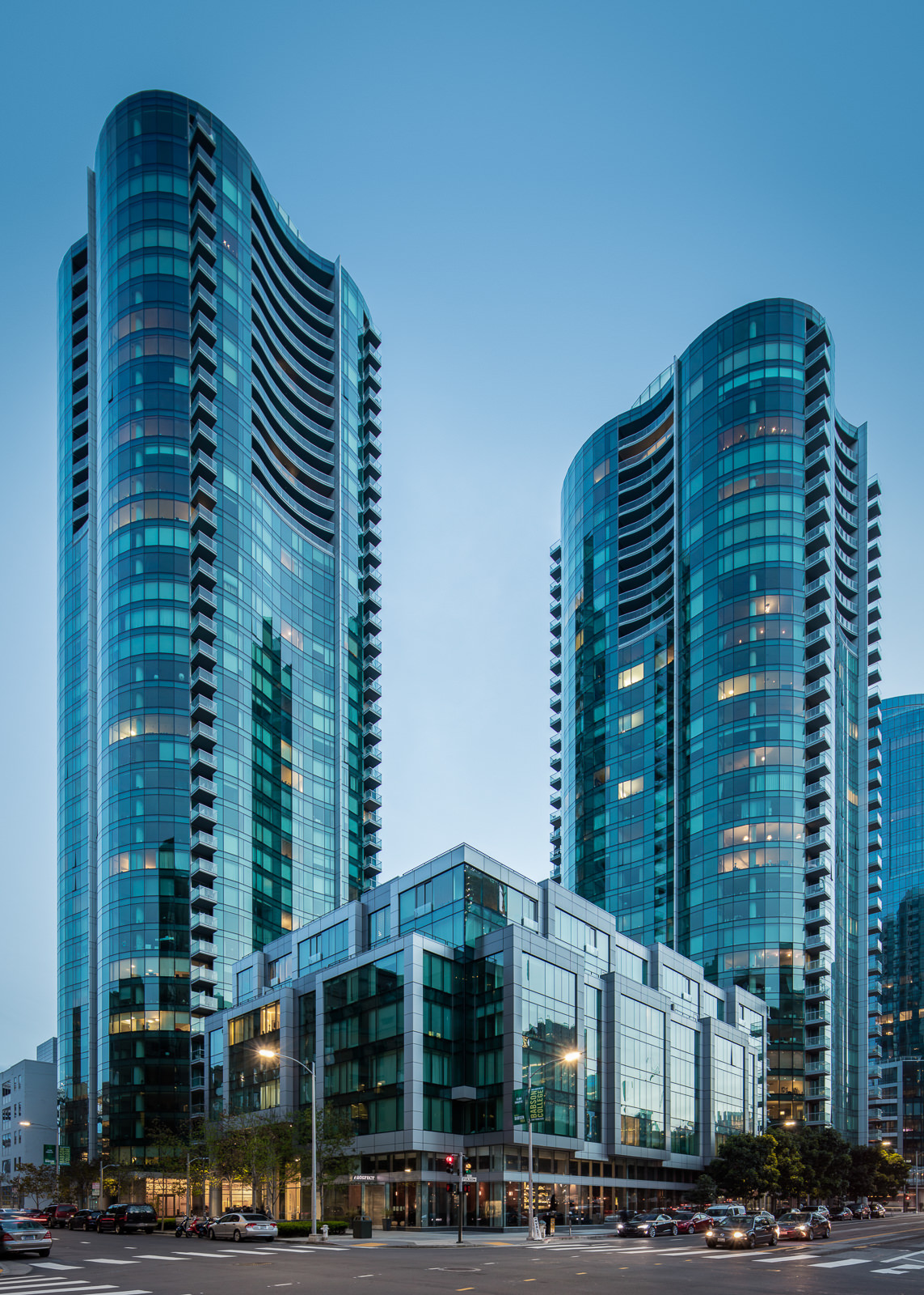 Infinity Towers, San Francisco, CA - Heller Manus / Arquitectonica