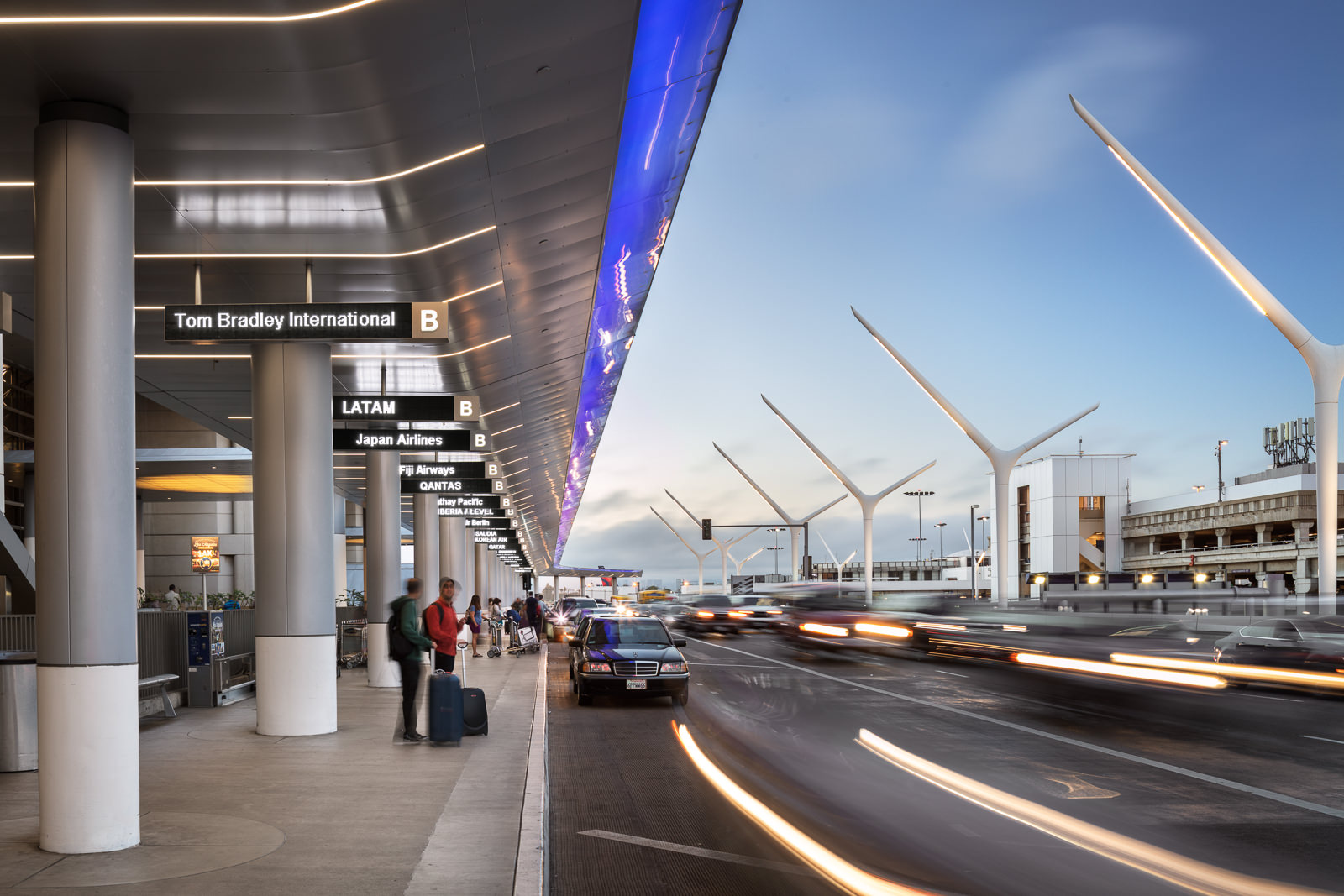 Tom Bradley Int'l Terminal, LAX - Fentress Architects