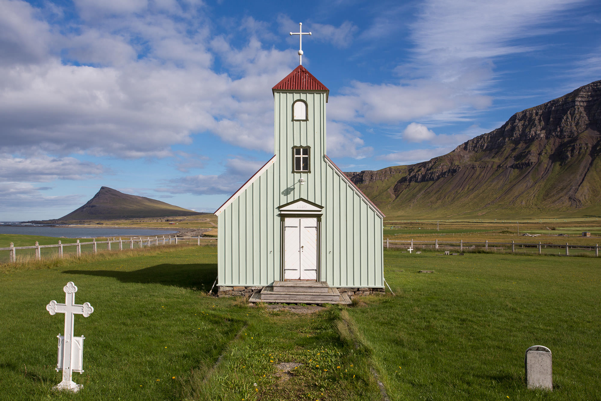 mike-kelley-iceland-architecture-11.jpg