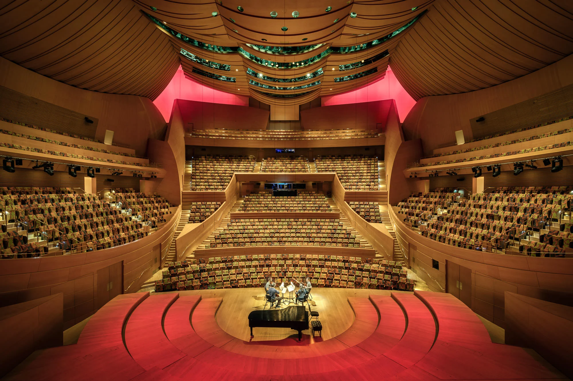Walt Disney Concert Hall, Los Angeles, CA - Frank Gehry