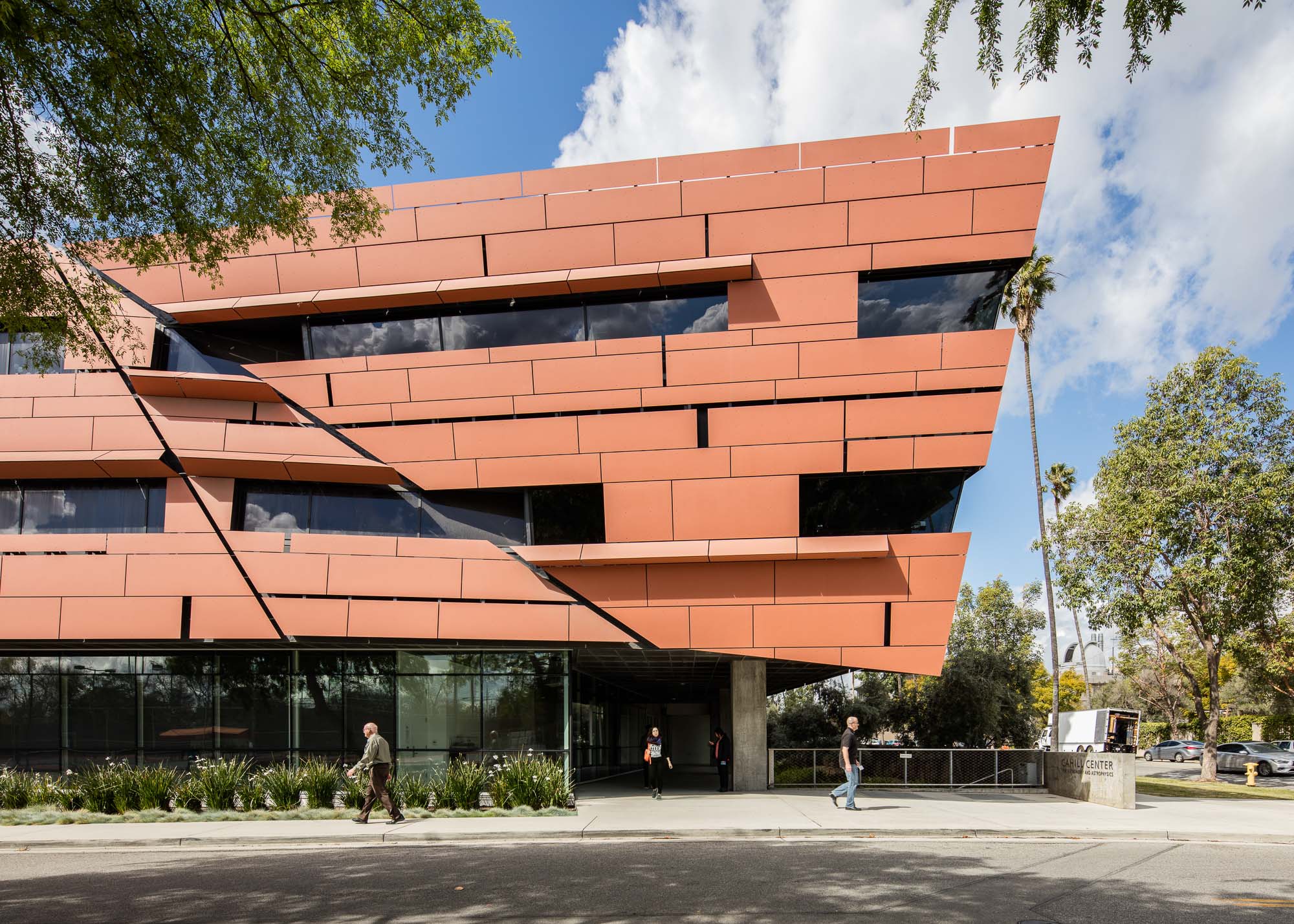 Cahill Center for Astronomy and Astrophysics, Pasadena, CA - Morphosis Architects