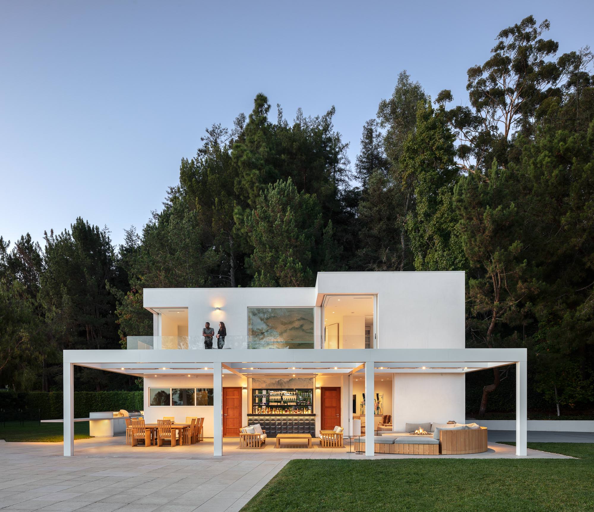 Guest House, Bel-Air, CA - Rios Clementi Hale Studios