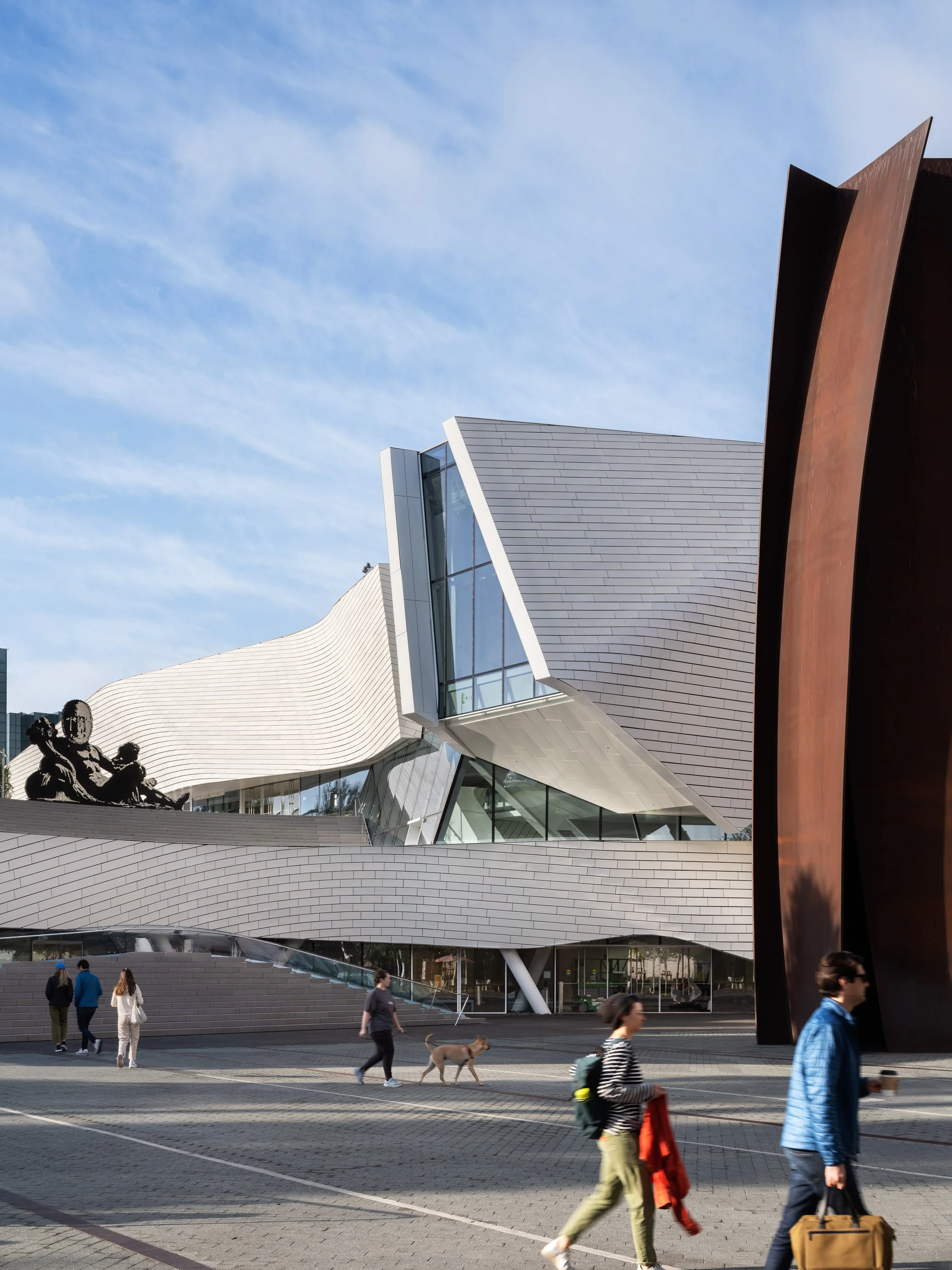Orange County Museum of Art - Morphosis