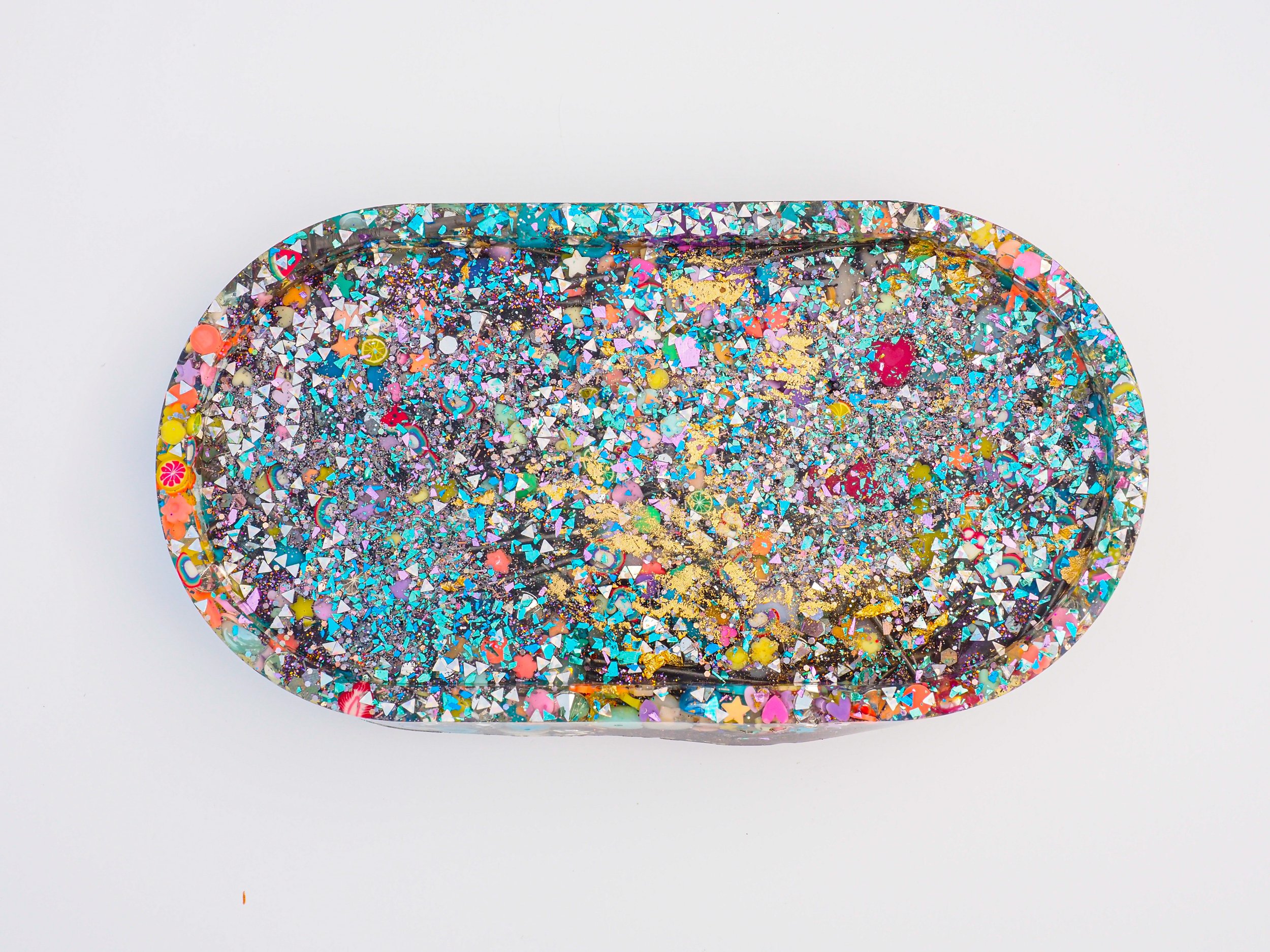 oval dish with colorful chaos 1.jpg