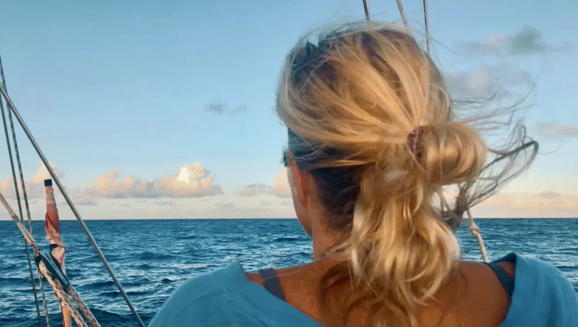 AUTOPILOT - Dag 14 oversteek naar Alaska, nog 1000 mijl te gaan