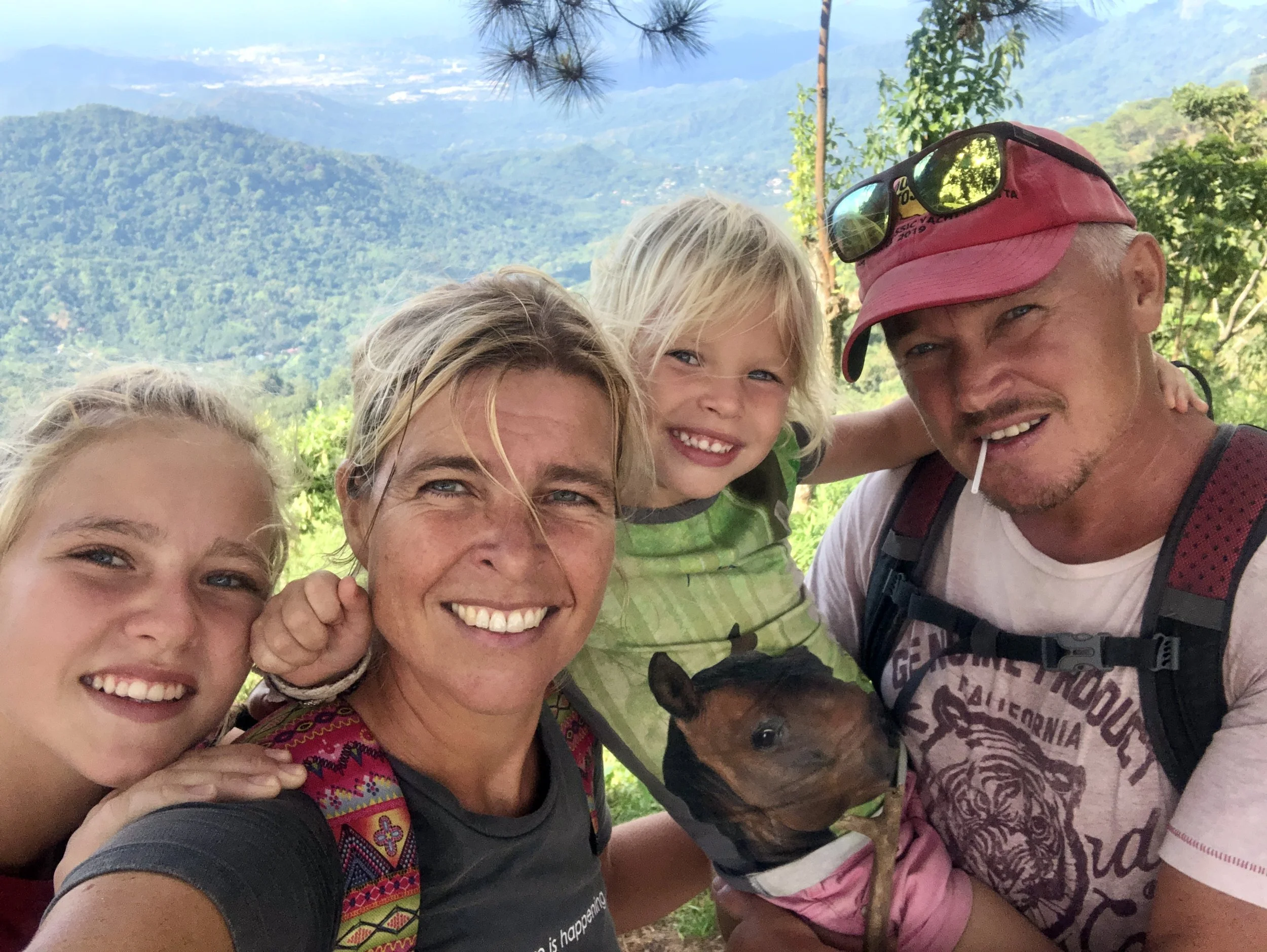 Tijdens een hike in Colombia.JPG