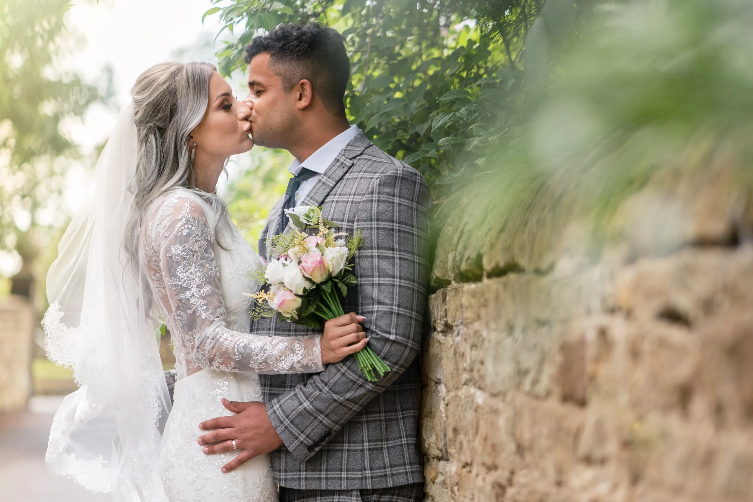 Choosing Your Wedding Photographer