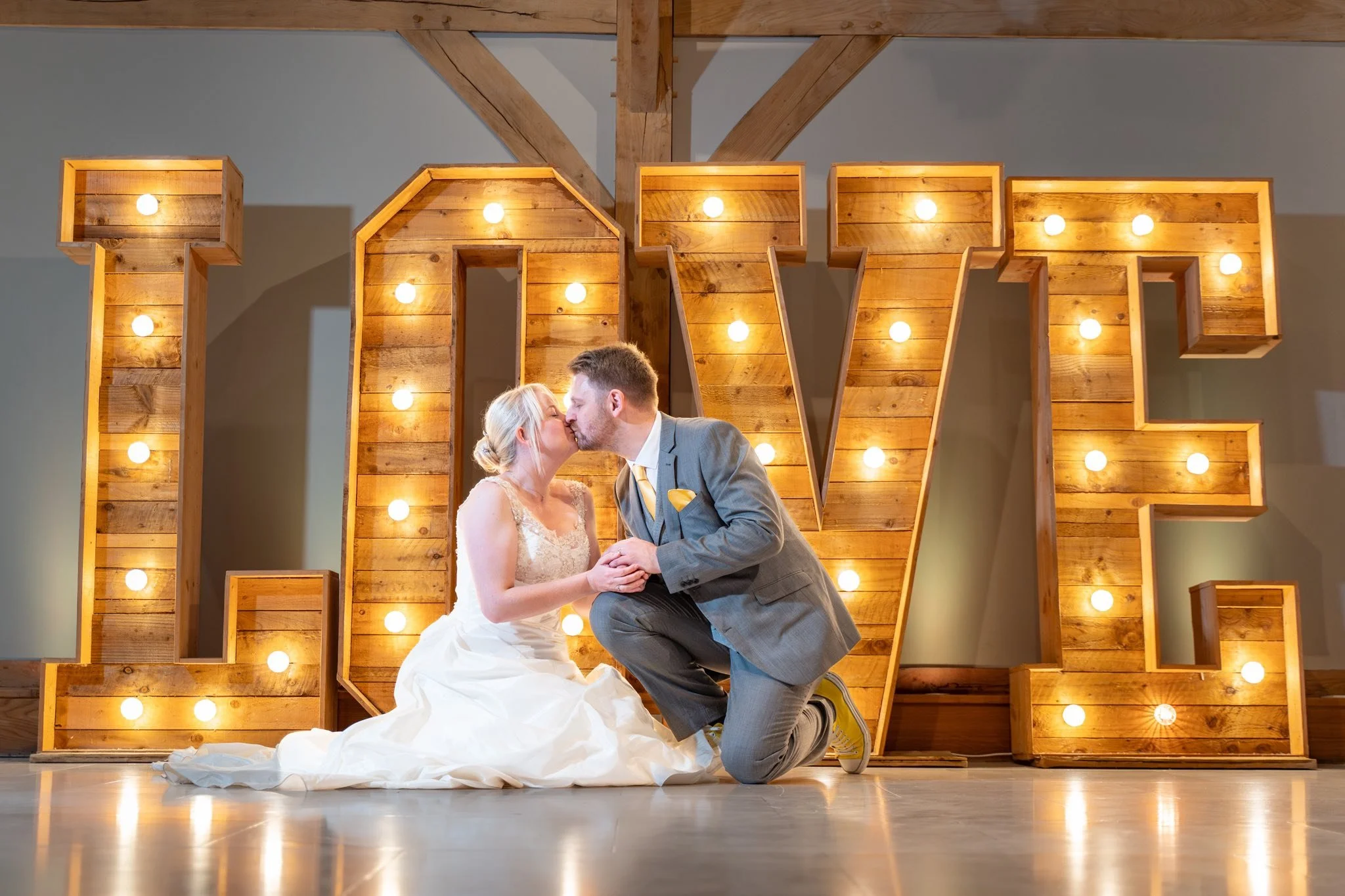 LOVE letters Wedding Photo 