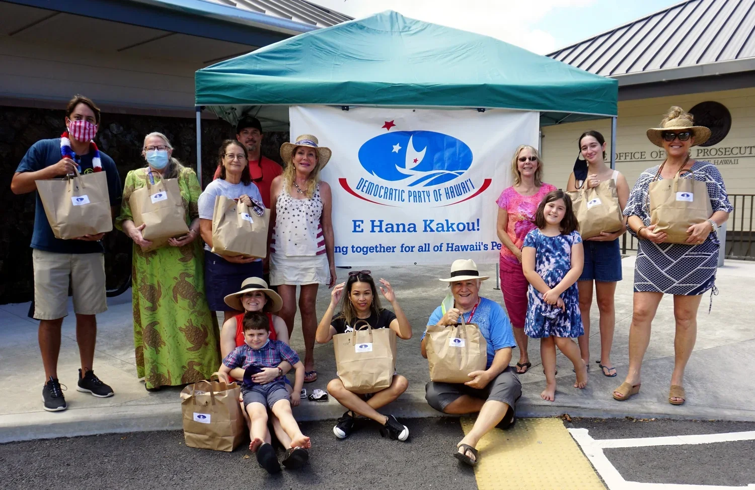 Food Drive 2021 - 02.webp