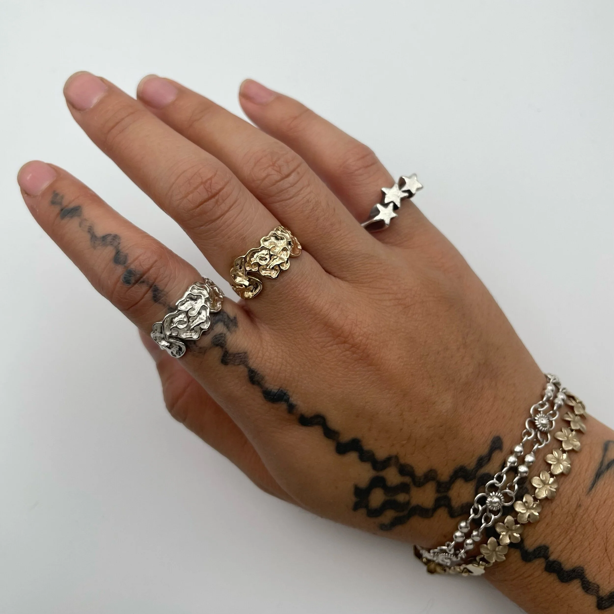 29A9D37B-13B5-425D-AC50-2072540D83A5