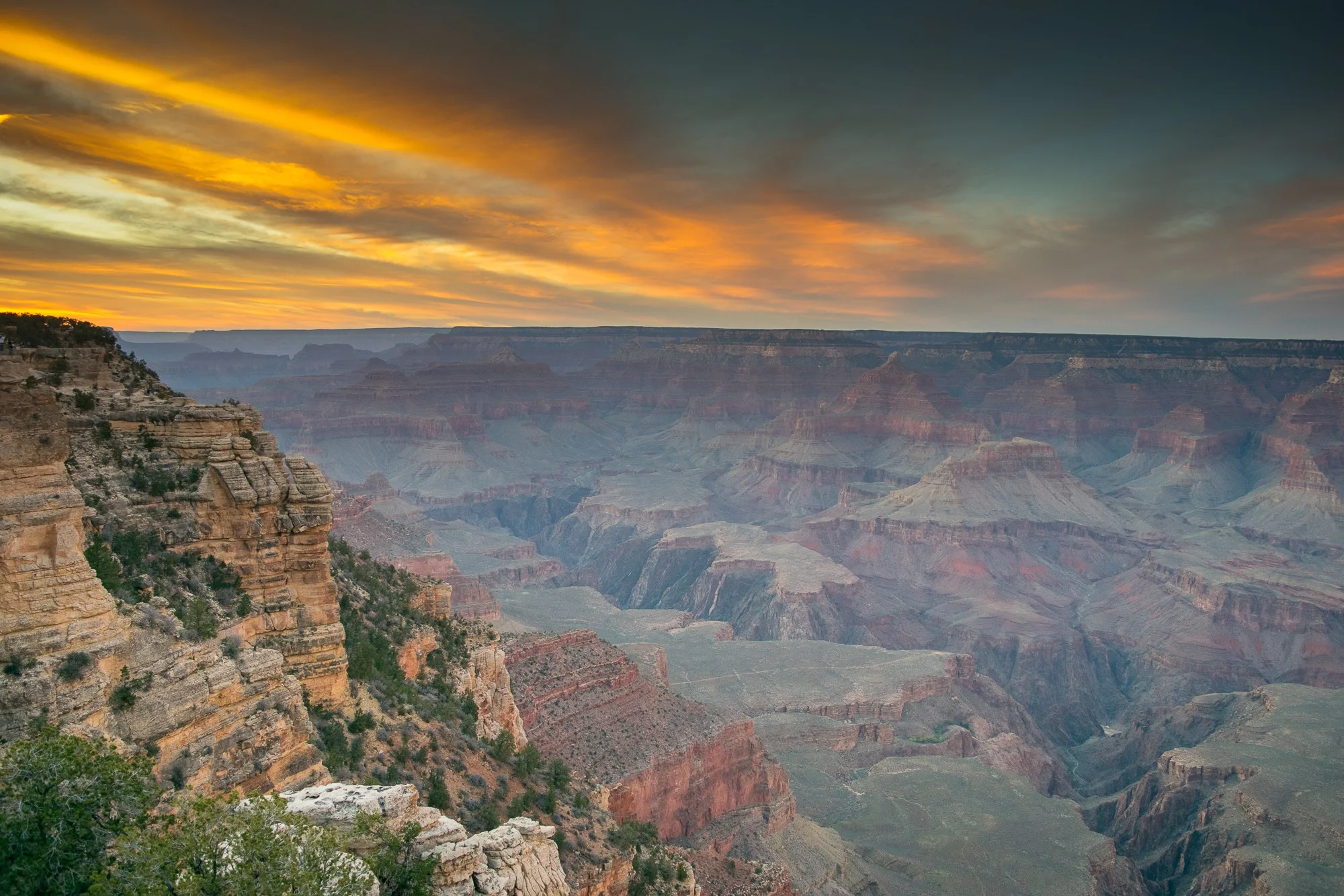 south rim shown on map below