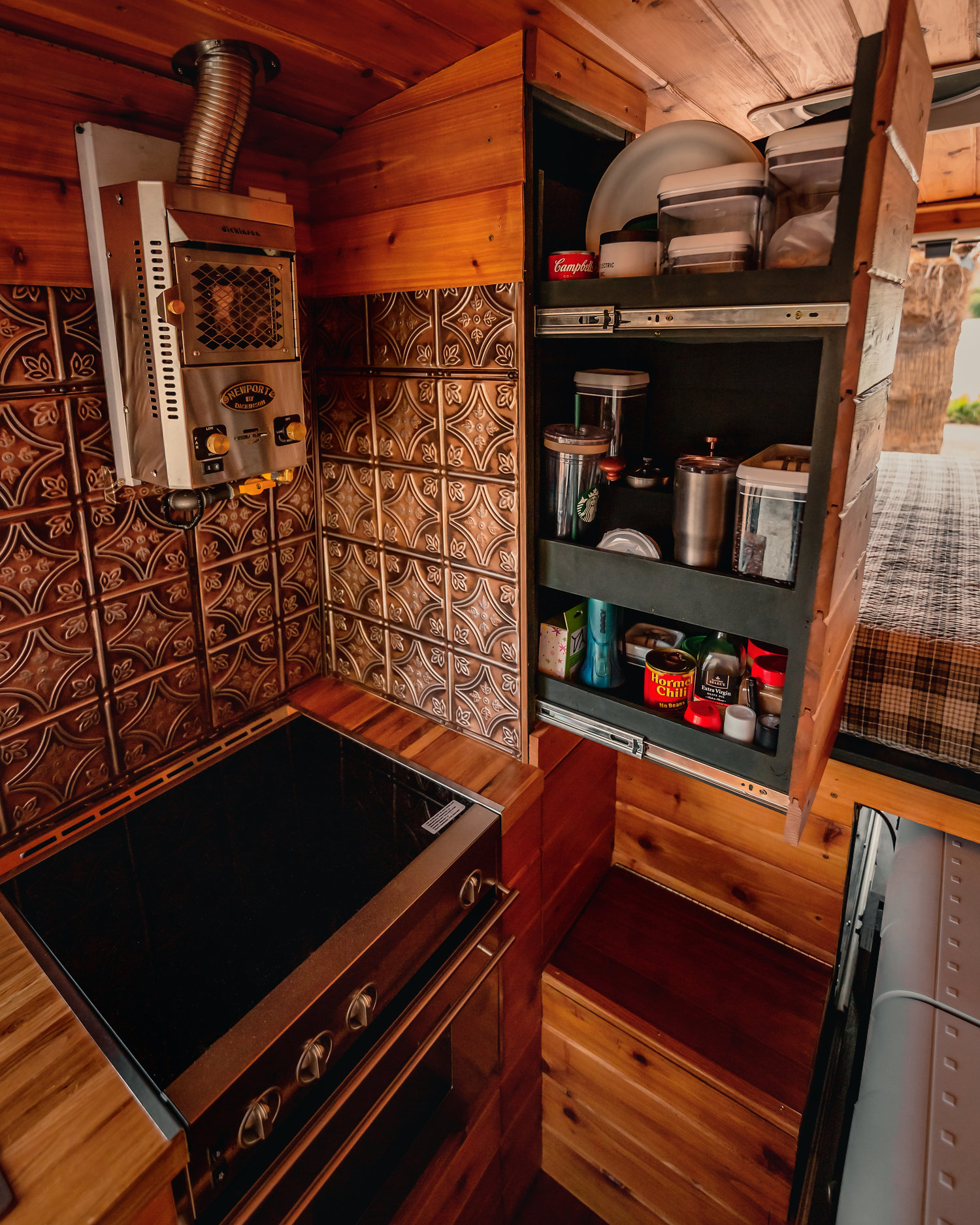 Kitchen worktop with spice rack