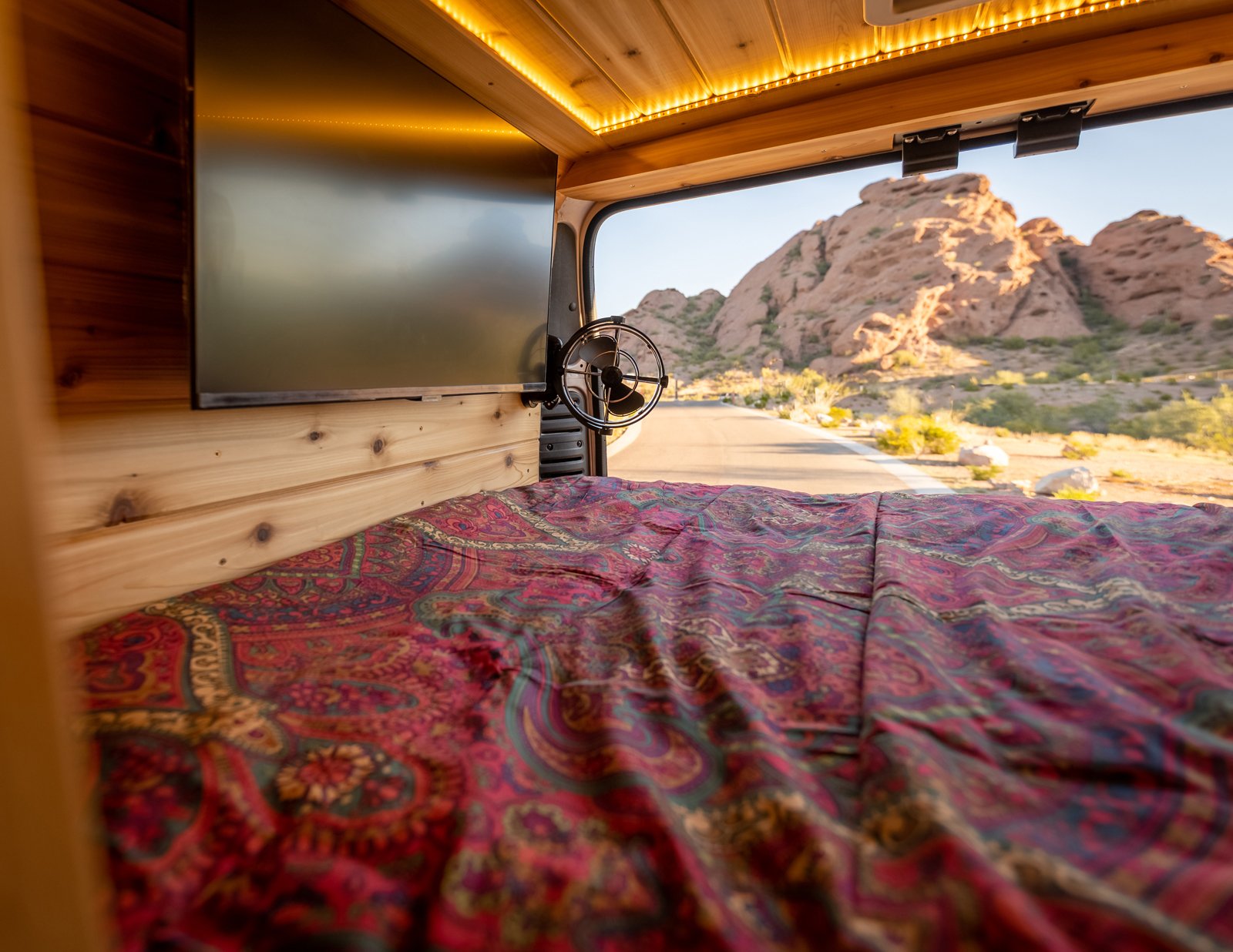 19-boho-camper-vans-timezone.jpg