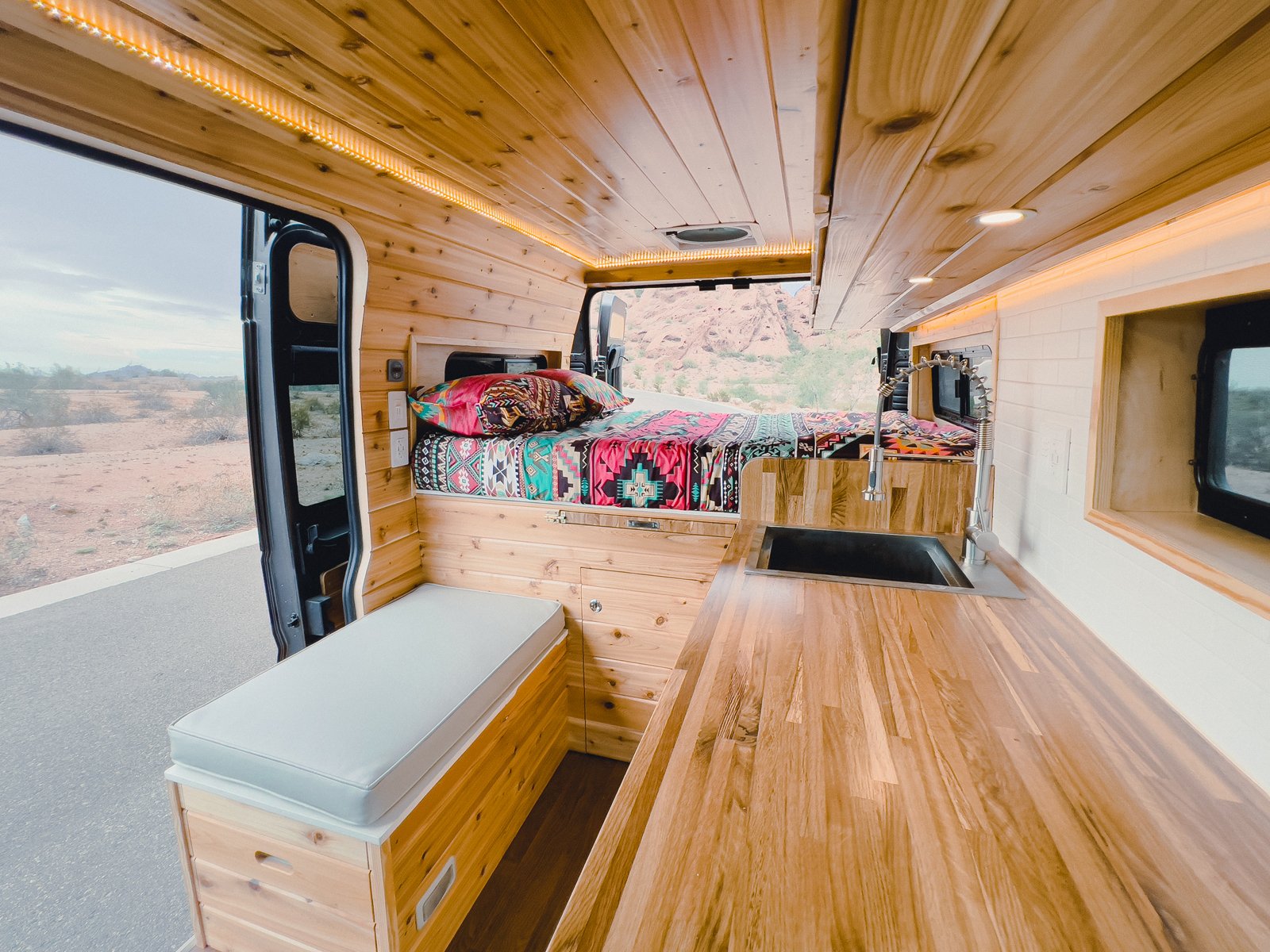 8-boho-camper-vans-wanda.jpg