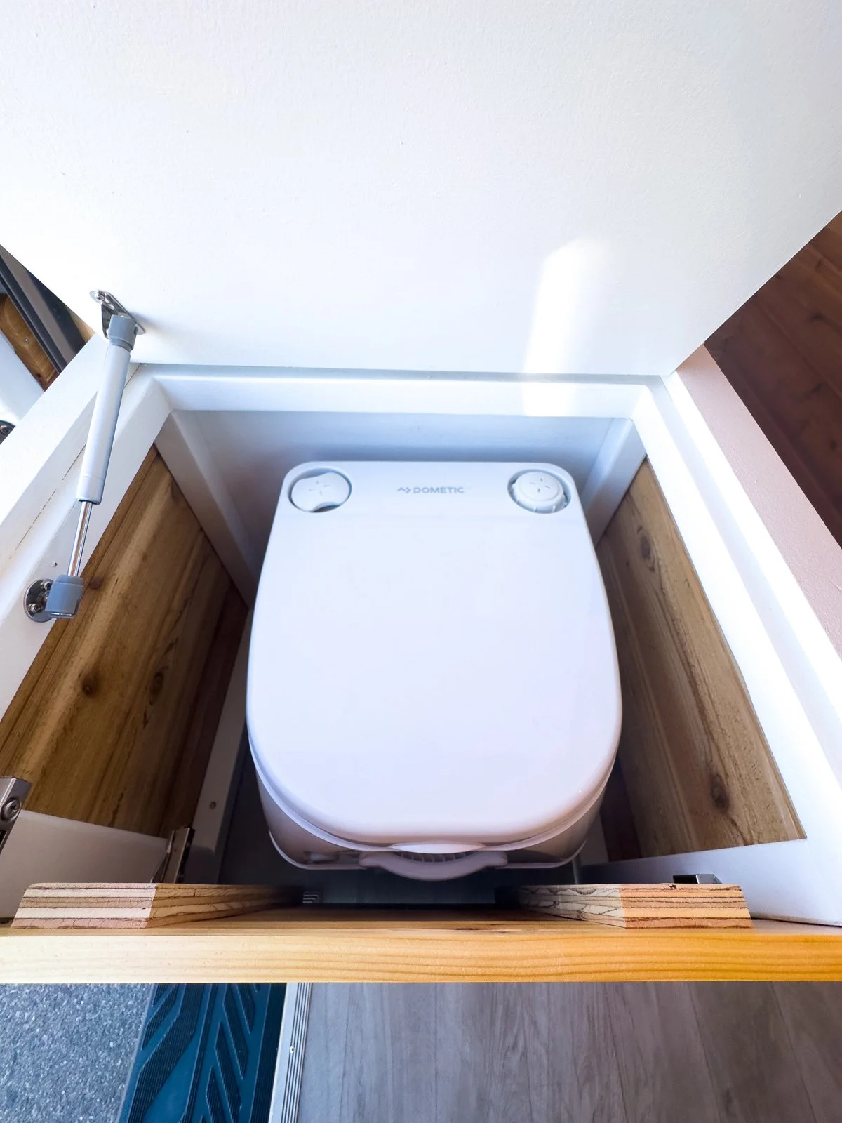Using Van Toilet Toilet Options for Camper Van