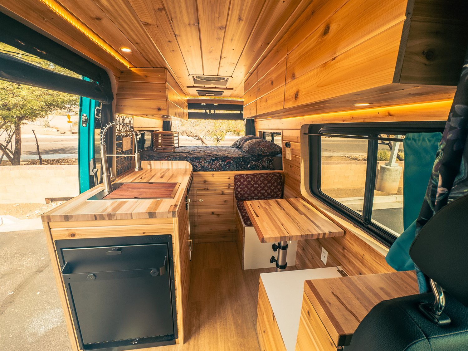3-boho-camper-vans-mercedes-benz-sprinter-andromeda.jpg