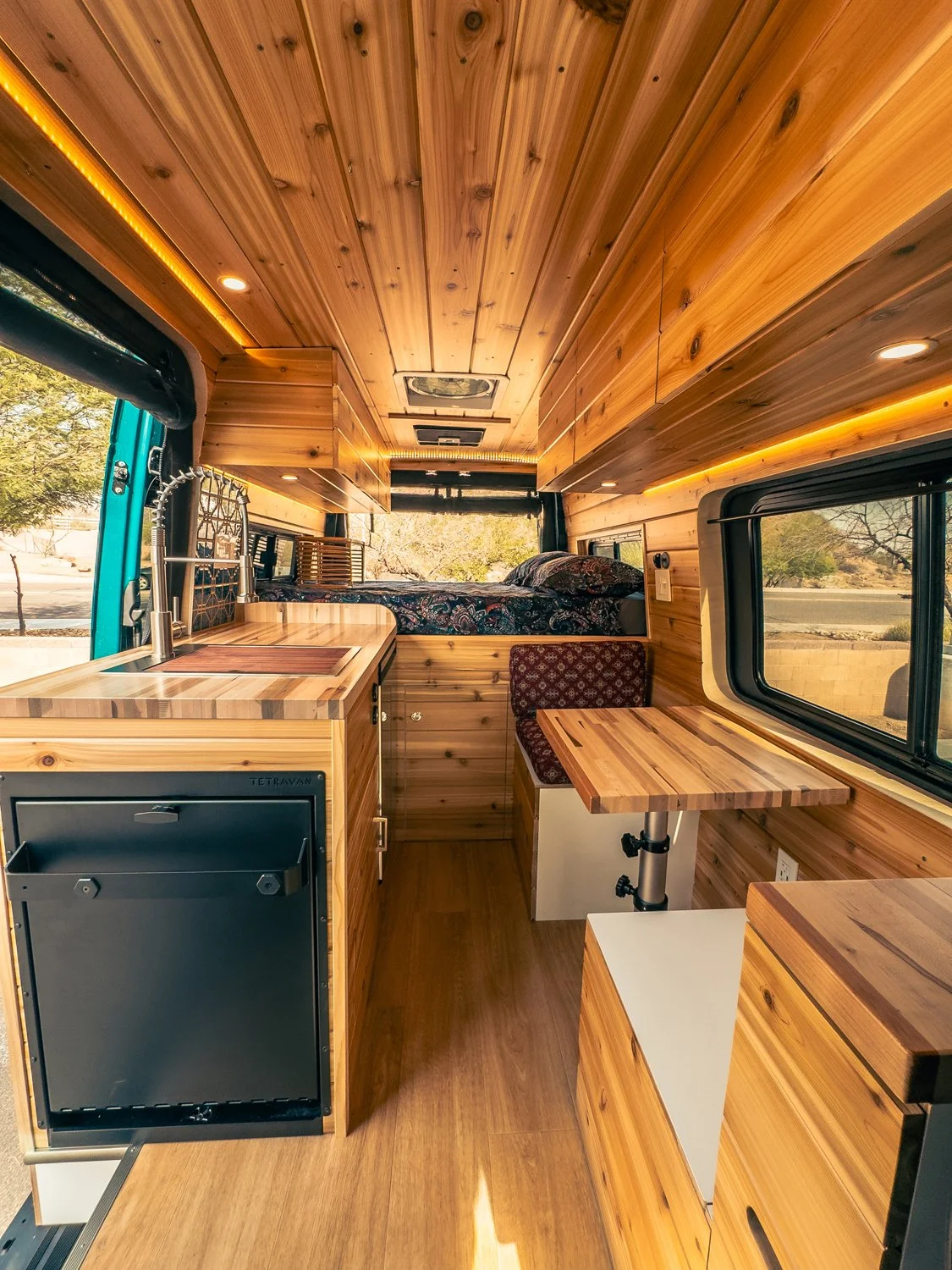 4.1-boho-camper-vans-mercedes-benz-sprinter-andromeda.jpg