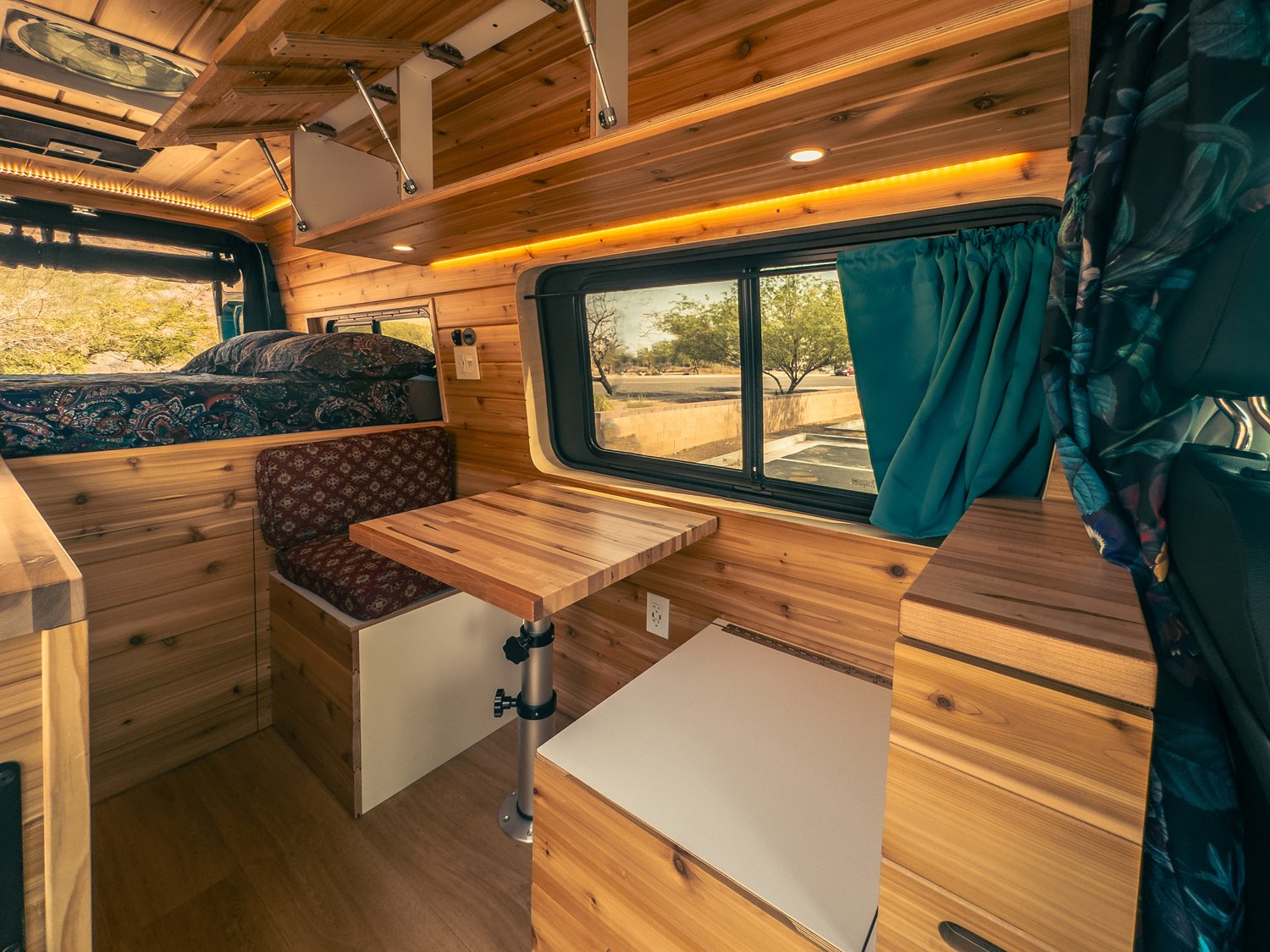 13-boho-camper-vans-mercedes-benz-sprinter-andromeda.jpg