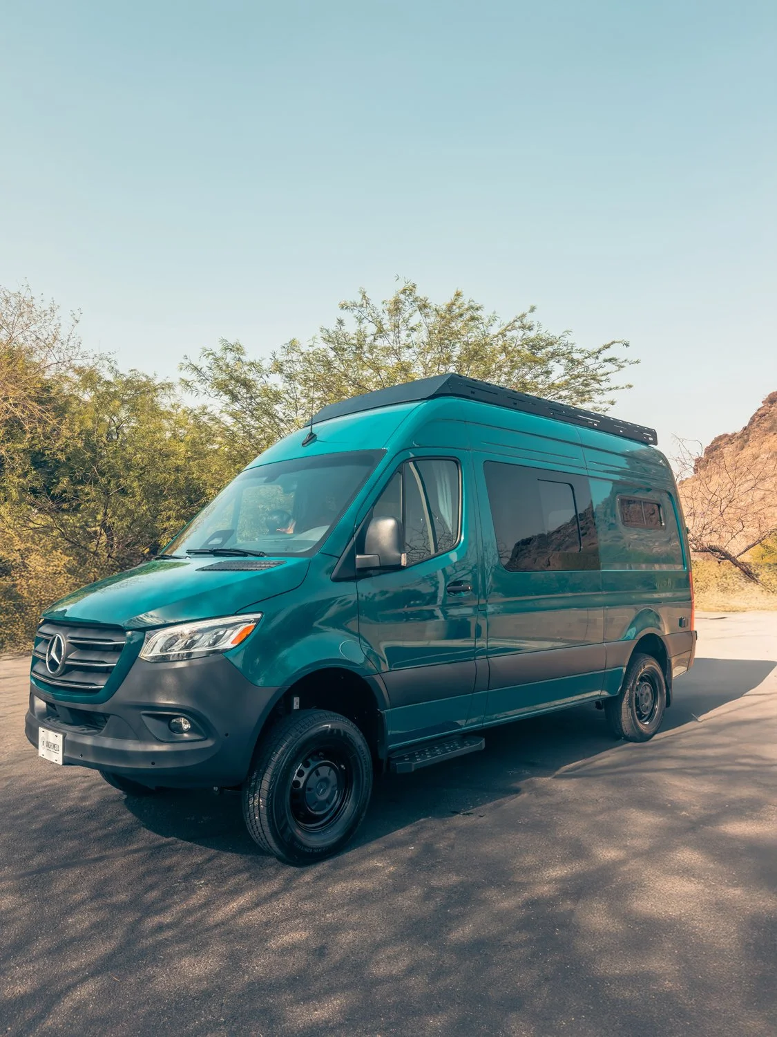 35-boho-camper-vans-mercedes-benz-sprinter-andromeda.jpg