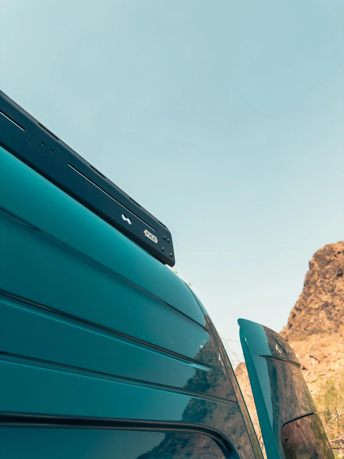36-boho-camper-vans-mercedes-benz-sprinter-andromeda.jpg