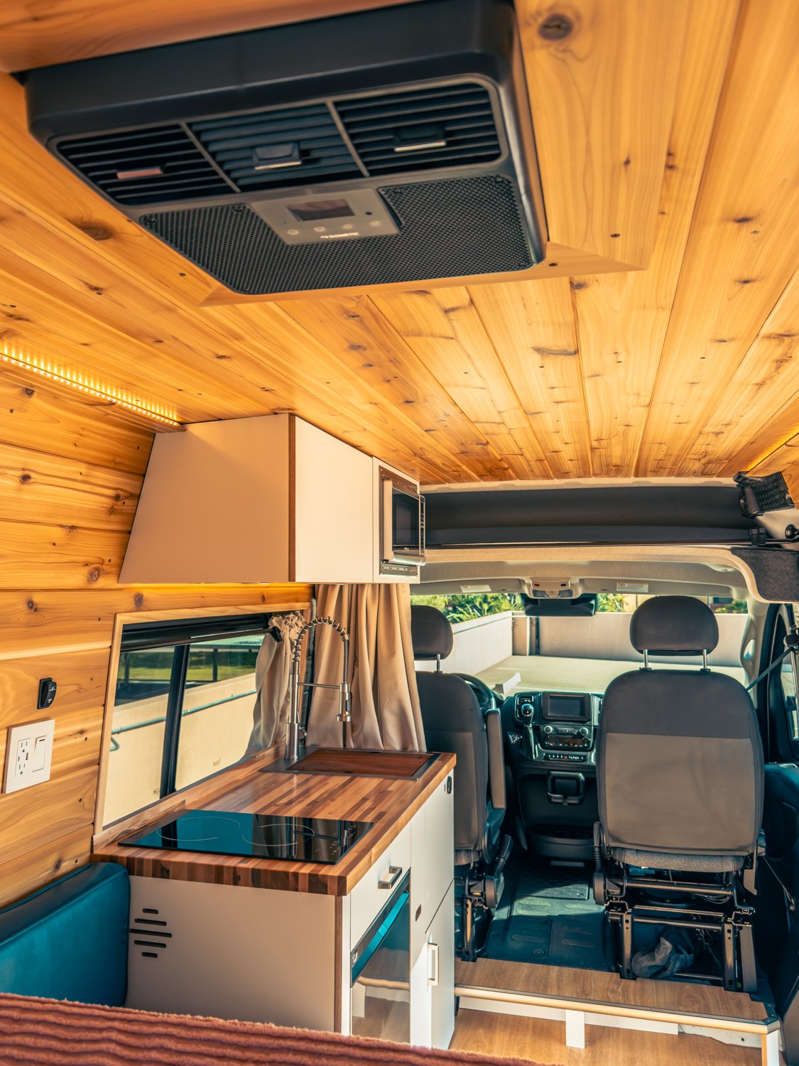 15-boho-camper-vans-ram-promaster-sue-q.jpg