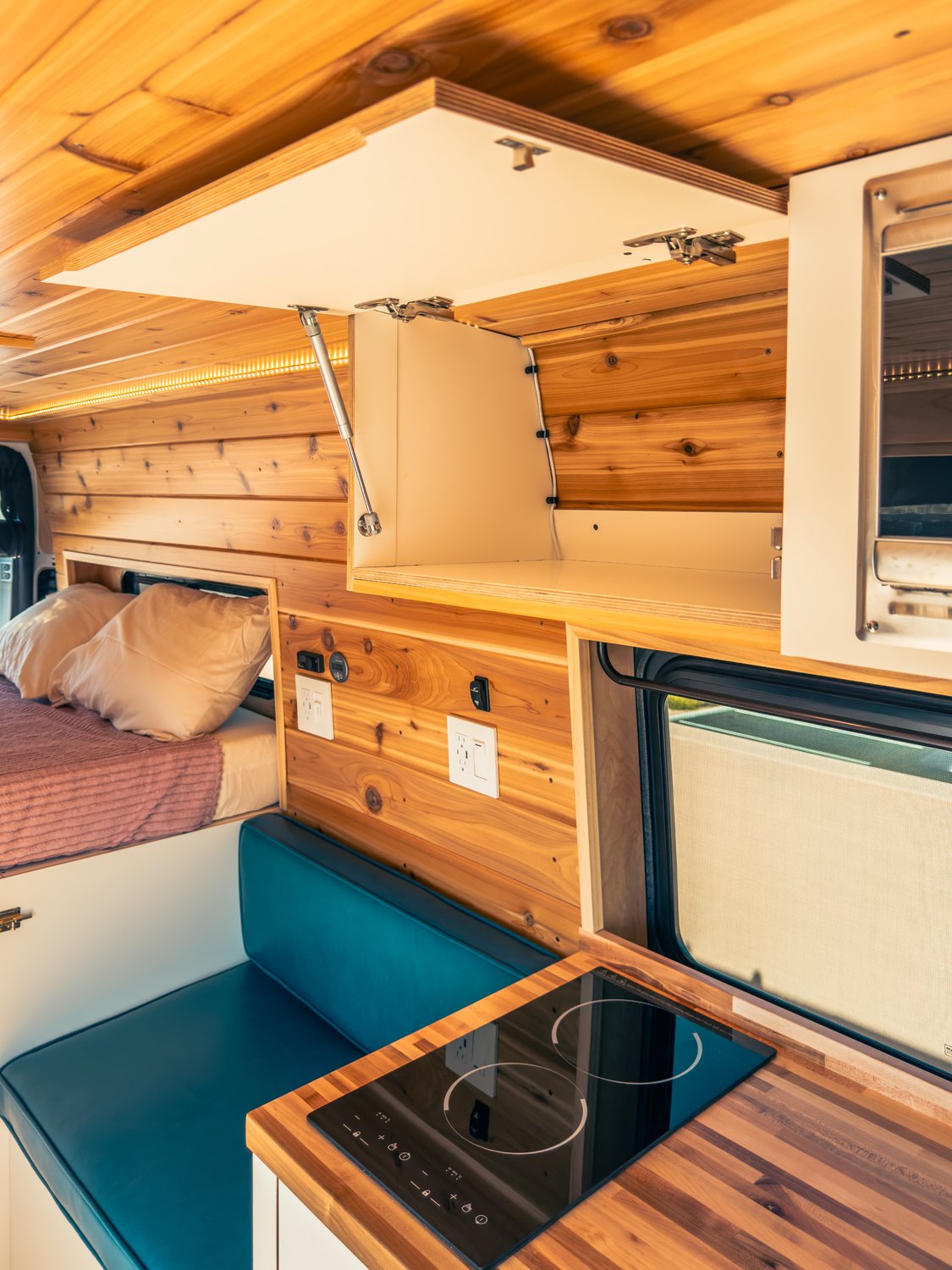 19-boho-camper-vans-ram-promaster-sue-q.jpg
