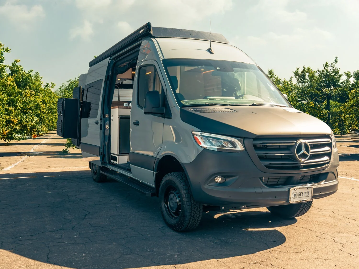 26-boho-camper-vans-mercedes-benz-sprinter-beatrix.jpg