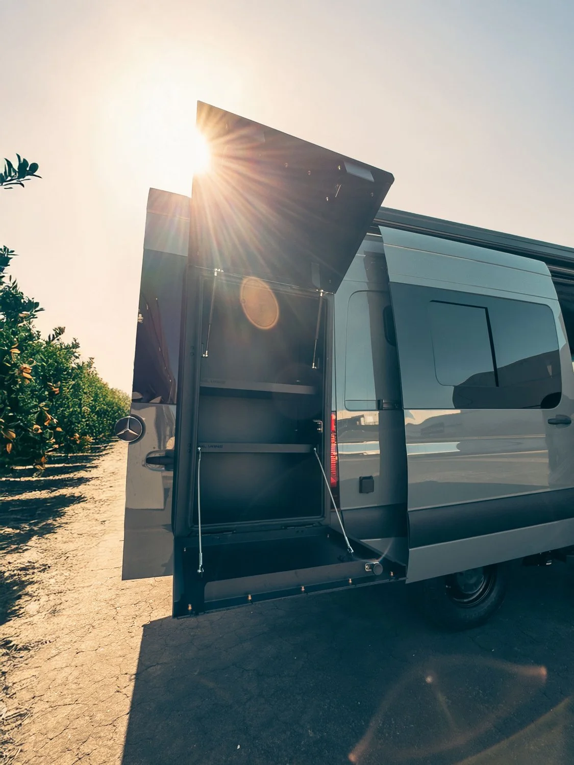 31-boho-camper-vans-mercedes-benz-sprinter-beatrix.jpg