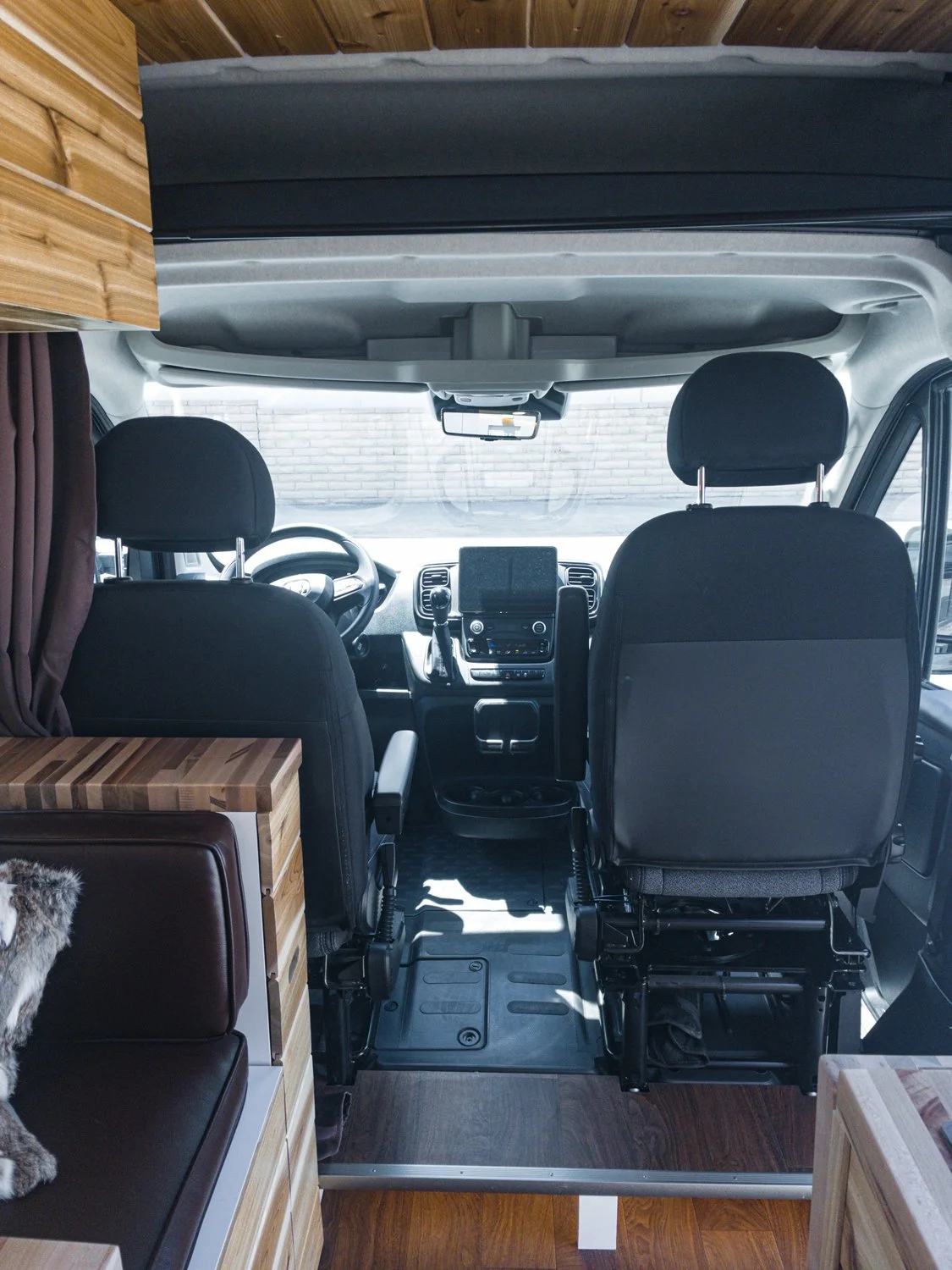 20-boho-camper-vans-ram-promaster-jean.jpg