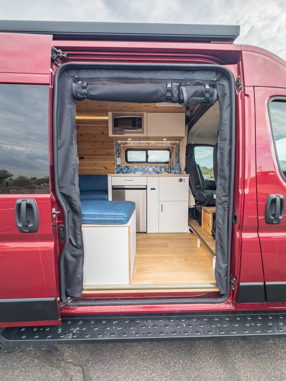 0.2-boho-camper-vans-ram-promaster-extended-cherry-moon.jpg